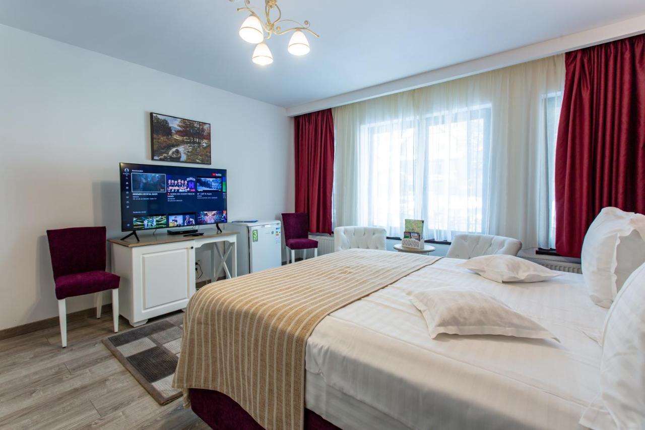 Pensiunea Carmen'S Mansion B Синая Экстерьер фото